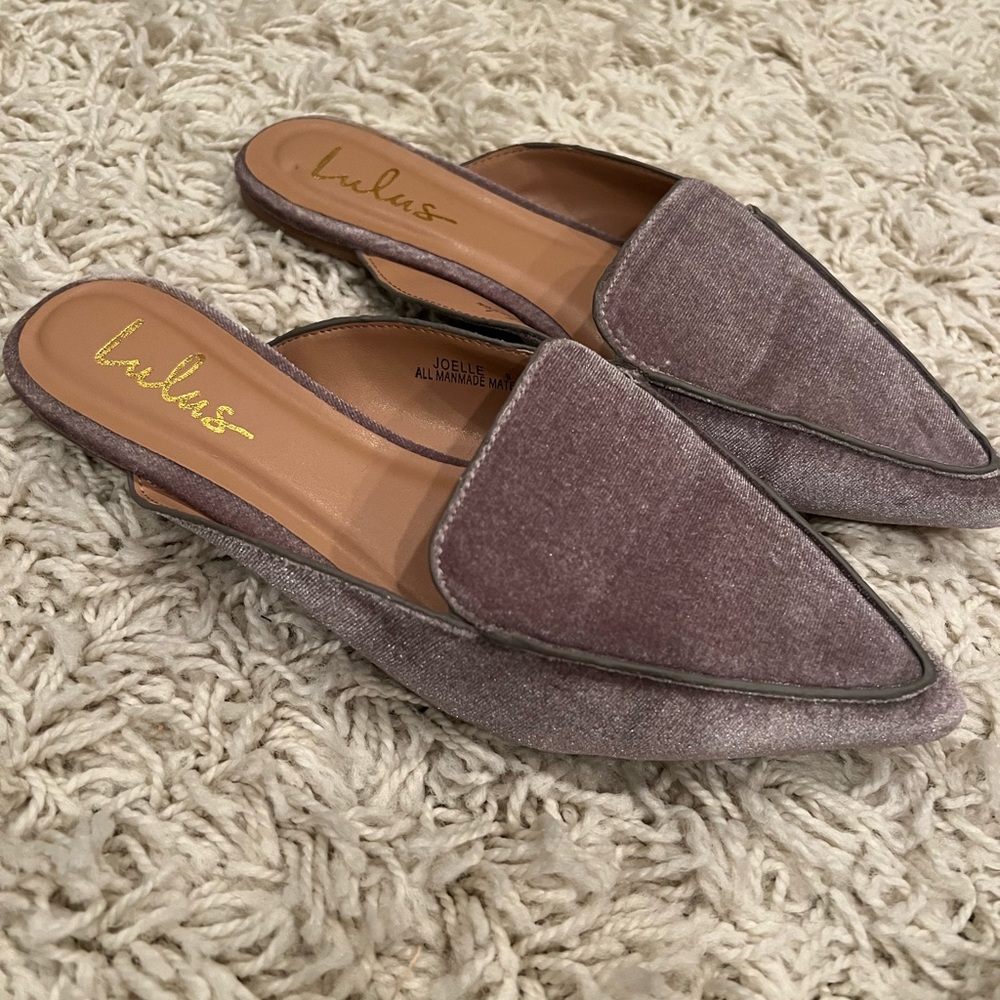 Lulu’s light gray velvet loafers